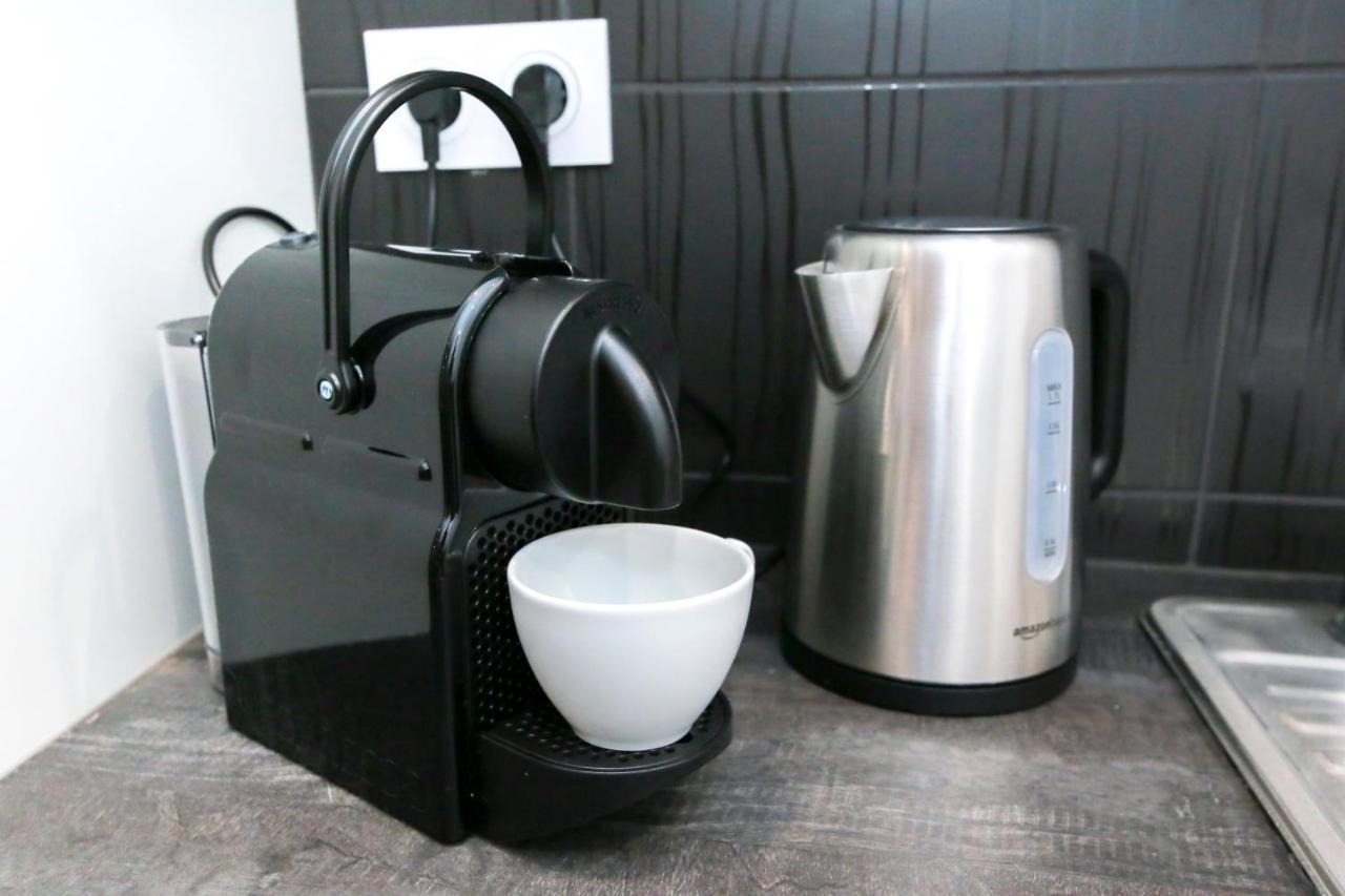 شقة Le Rhinoceros, T1 Hypercentre Chic Et Cosy, Wifi Par Sovalfi سانت إتيان المظهر الخارجي الصورة